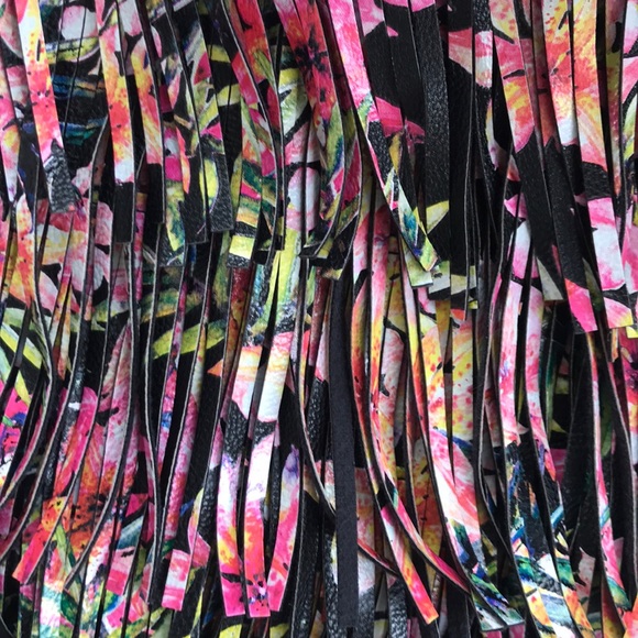 Sold 🎉Host pick🎉Madden Girl Purse Crossbody Fringe - Picture 4 of 8